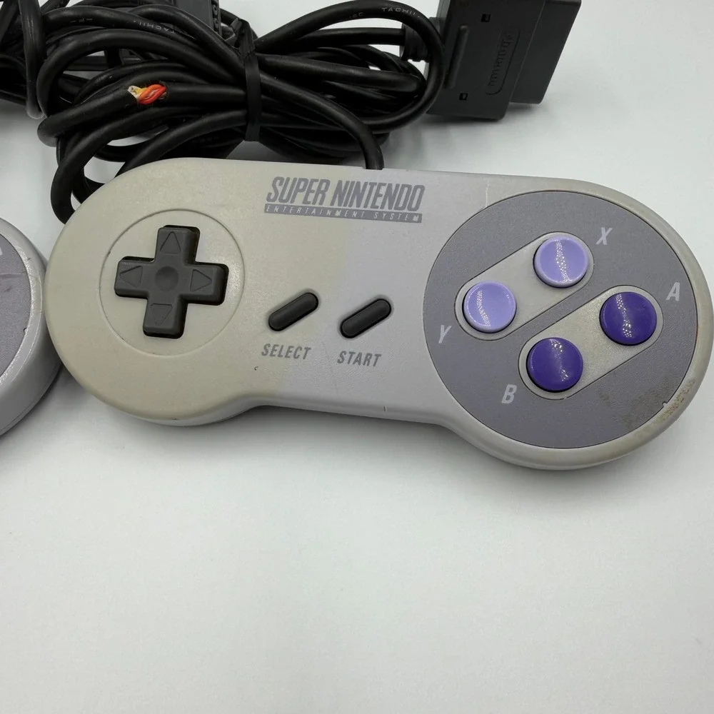 2 Nintendo SNES Controllers OEM Super Nintendo SNS-005 Gray Purple Made in Japan